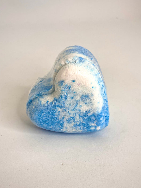 Fresh Linen Heart Bath Bomb